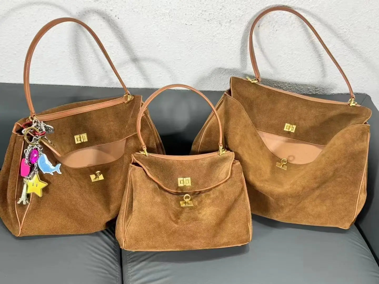 25 New Soft Suede Tote Bag Large Capacity Frosted Cowhide Lock Bag Women's Crossbody Shoulder Bag