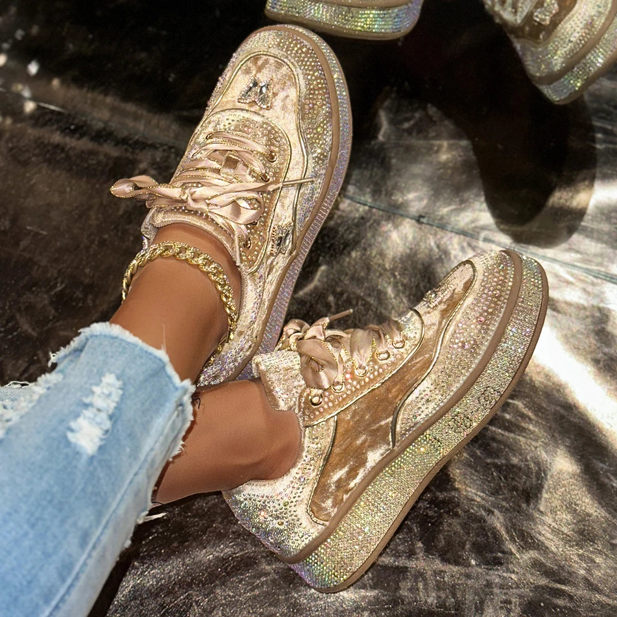 Luxury Designer Women Sneakers Outdoor Platform Female Sneakers Women Fashion Luxury Rhinestone Ladies Shoes Zapatos De Mujer
