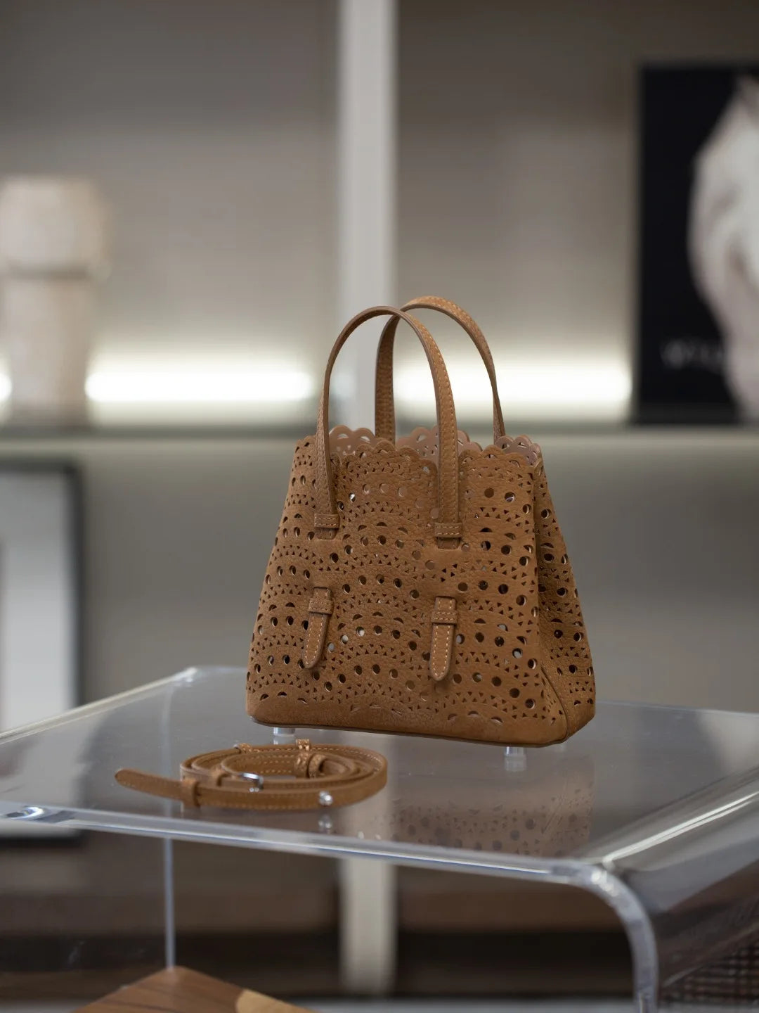 New Advanced Leather Tote Shopping Bag Wave Hollow out Basket Retro Suede Single Shoulder Slant Cross Mother Baby Bag