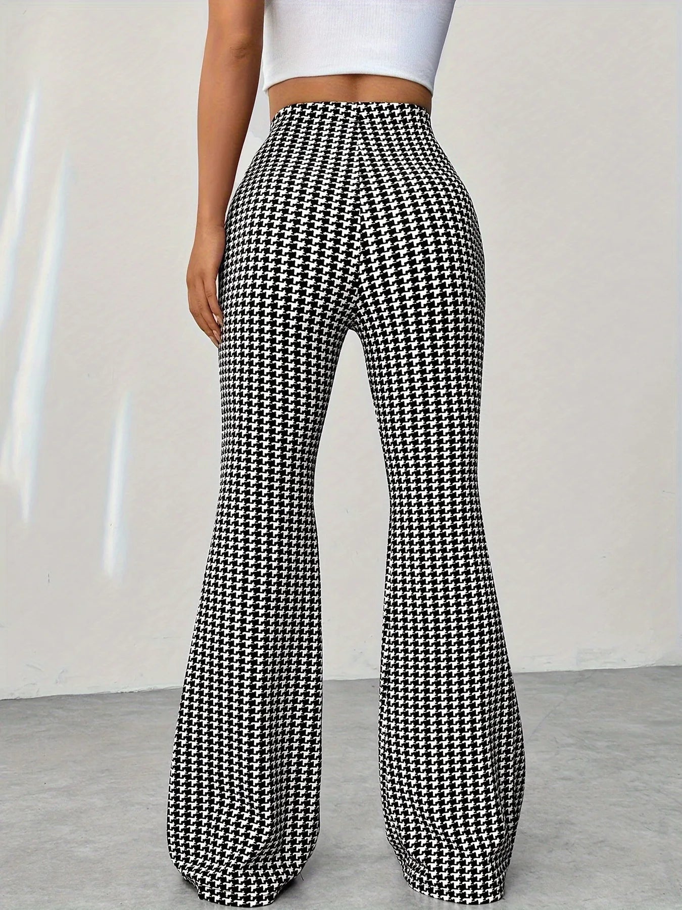 Elastic high waisted herringbone printed flared pants, fashionable casual pants, comfortable micro flared pants