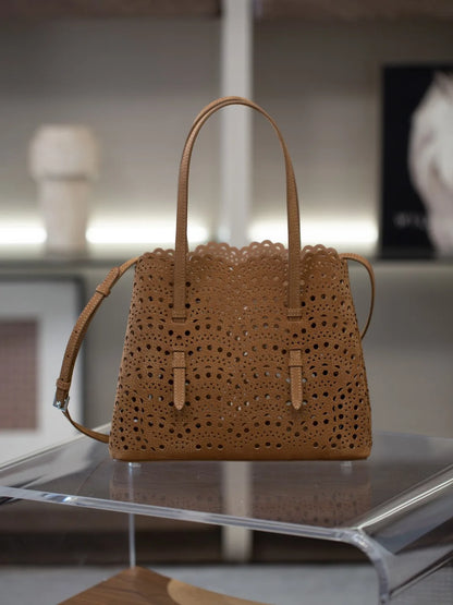 New Advanced Leather Tote Shopping Bag Wave Hollow out Basket Retro Suede Single Shoulder Slant Cross Mother Baby Bag