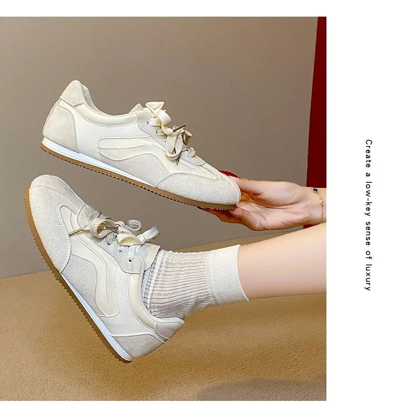 Women's Casual Shoes Suede Leather Training Shoes for Women 2026 Patchwork Retro Sneakers Ladies Casual Flat Heels Walking Shoes