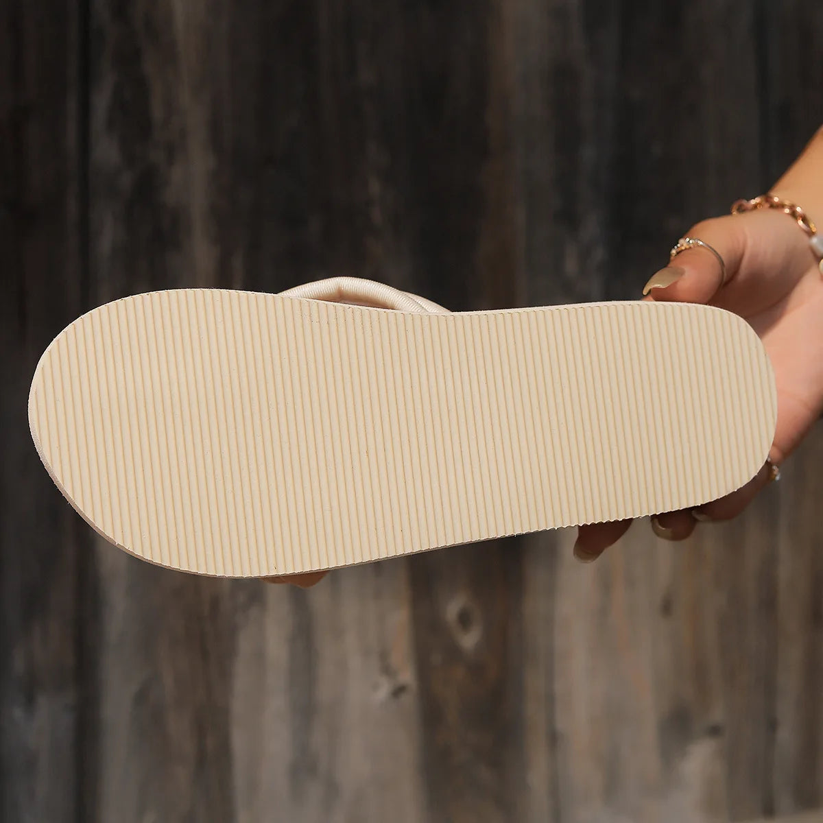 Beach Flip-flops Cute Flower Bow Decoration Casual Flat Slippers Shoes for Women Slides New Summer Slippers Outdoor