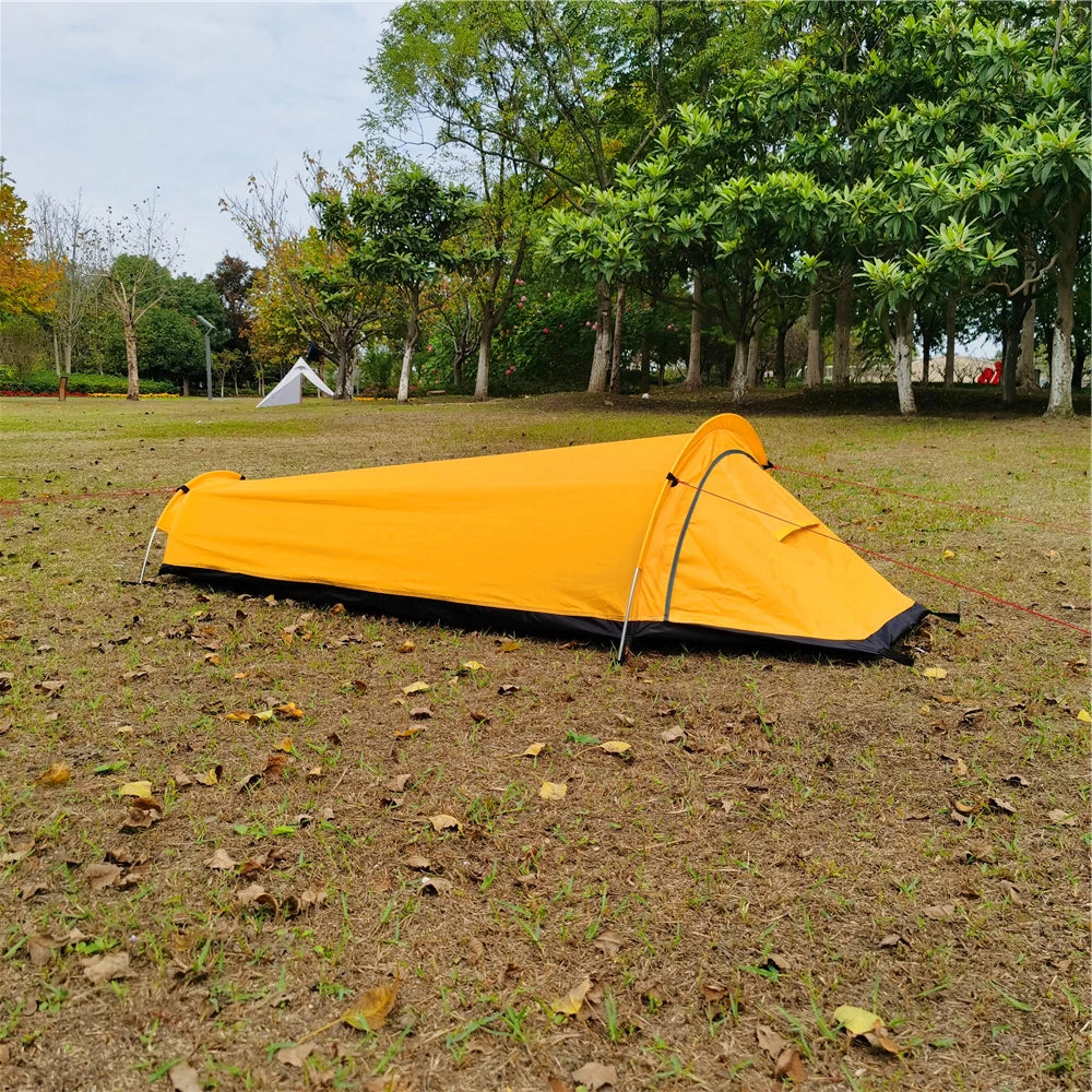 Portable Backpacking Tent Outdoor Camping Sleeping Bag Tent Beach Lightweight Single Person Sleeping Bag Tent with Storage Bag