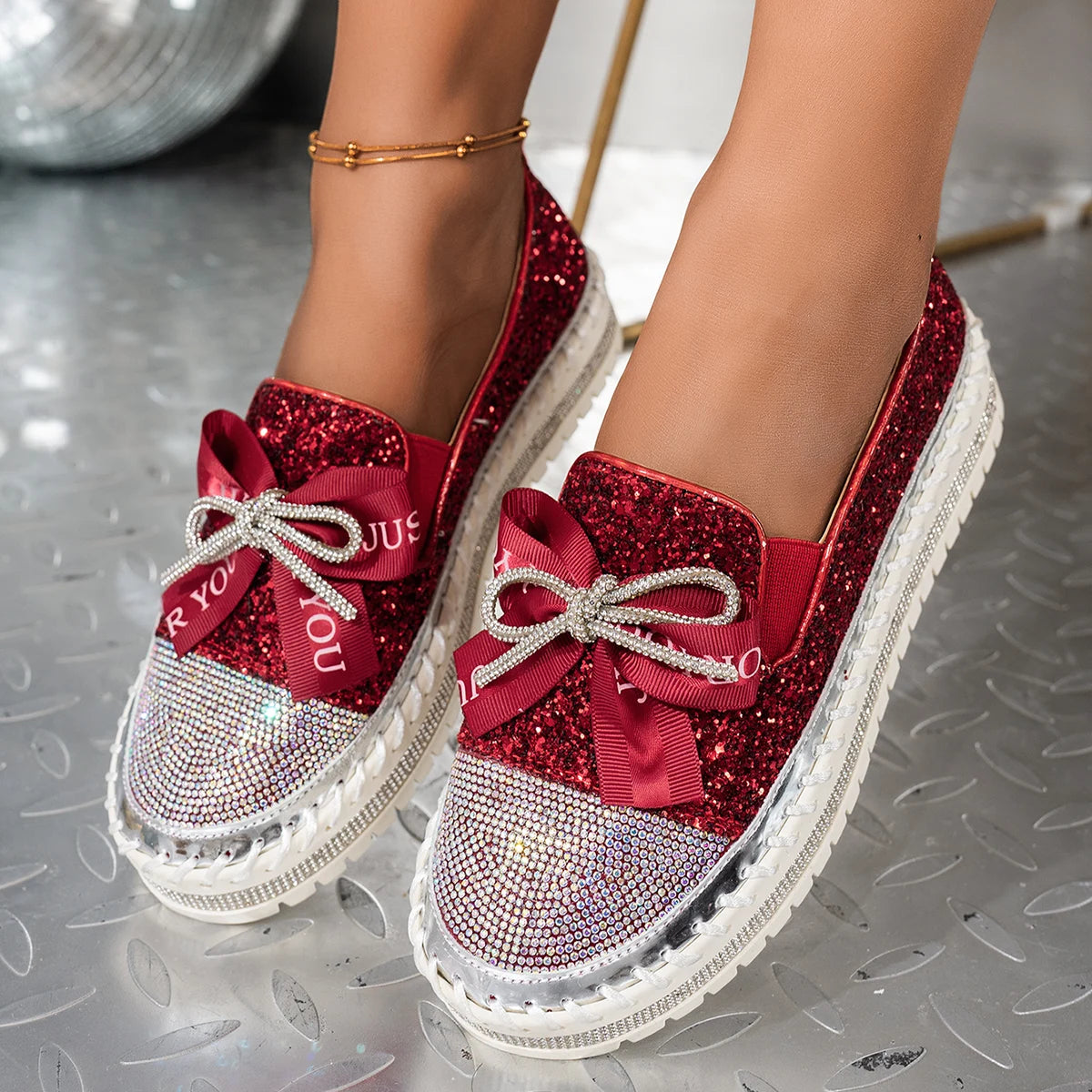 Women Sneakers 2025 New Luxury Crystals Bowknot Loafers Sequined Flat Platform Shoes Couple Fashion Plus Size Sneakers Women