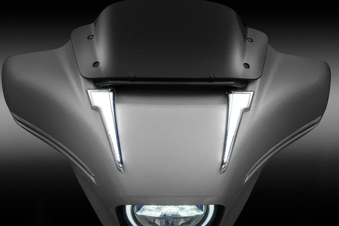 Upgrade Amber LED Front Turn Signal Lights DRL For Harley Touring CVO Street Glide Electra Glide 2023 2024 2025