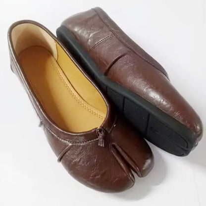 Fashion Hot PU Leather Tabi Shoes Women Handmade Women Flats High Quality Shoes Luxury Design Split-Toe Mules Shoes