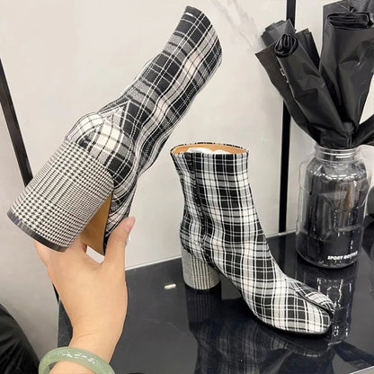 2025 Luxury Brand Designer Split Toe Ankle Boots New Fashion Chunky Round High Heels Women Boots Winter Plaid Boots