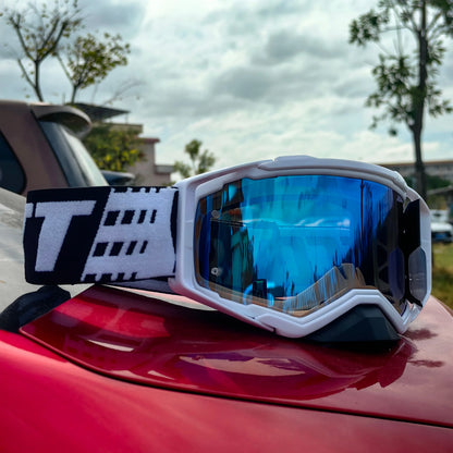 New Motorcycle Goggles Anti-Fog HD Lens, Motocross Glasses Windproof Protective Eyewear for MX MTB Cycling Riding Men & Women