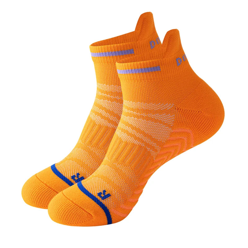 Mens Athletic Ankle Socks Running Compression Socks for Women Cozy Low Cut Performance Soft Tab Socks