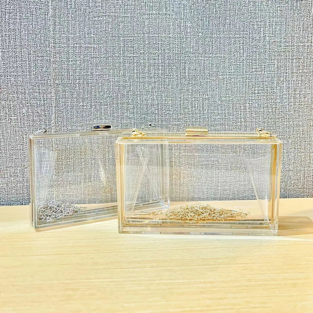 2025 New Clear Acrylic Small Flap Shaped Bags Women Trendy Chain Shoulder Crossbody Bags Women's Niche Design Novelty Purse