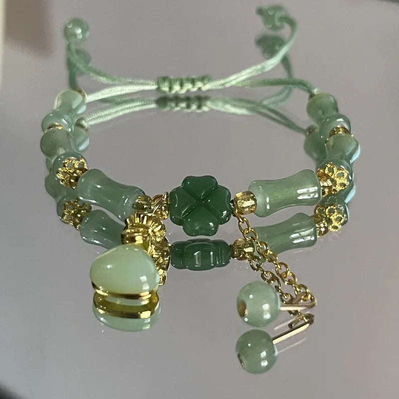Lucky Four-Leaf Clover Bracelet for Women Golden Accents Chinese-Inspired Design for Daily Wear Parties Perfect Gift for Mom