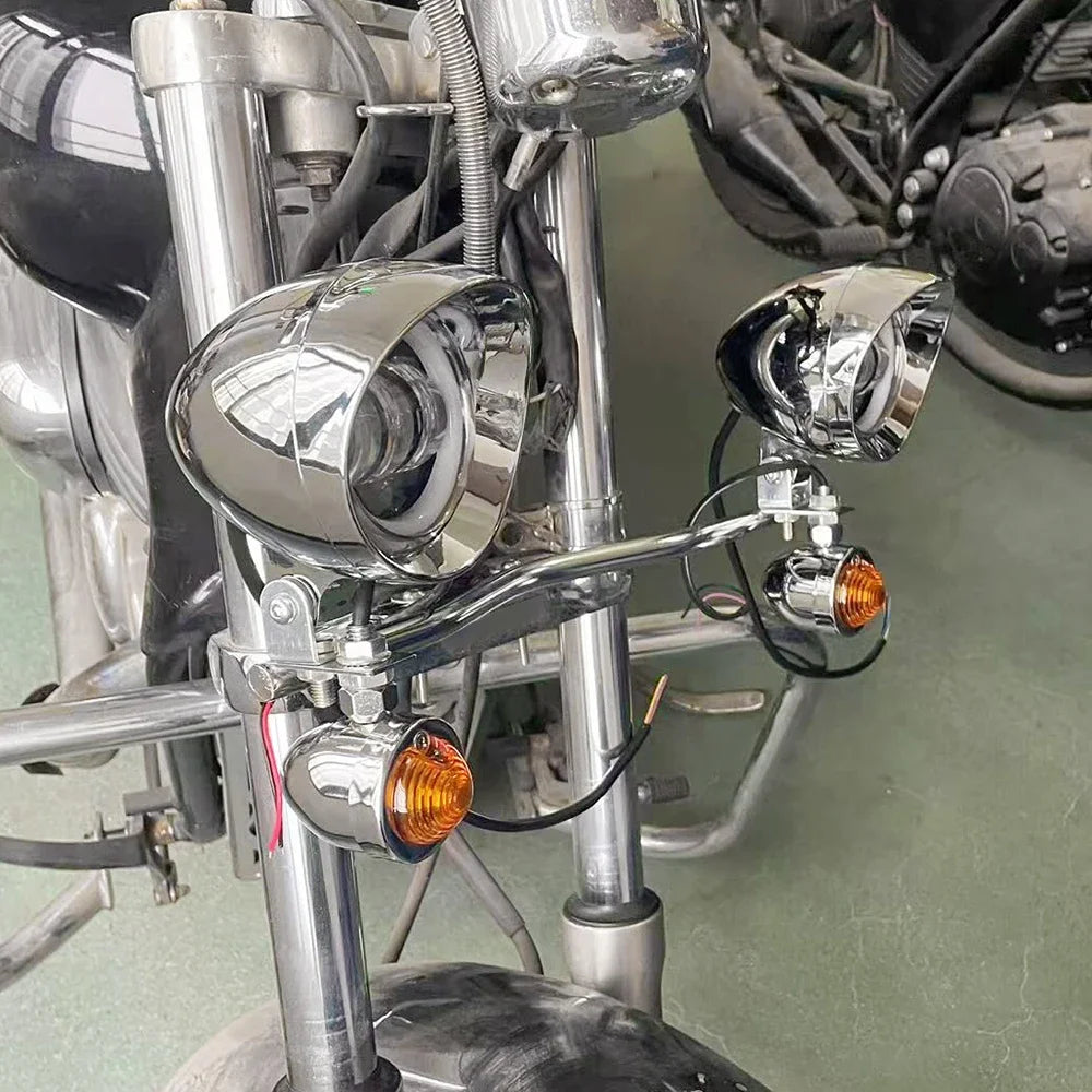 Motorcycle Headlight Spot Fog Light With Turn Signal Light Bar For Harley Cruisers Kawasaki Suzuki Honda VT VTX Shadow