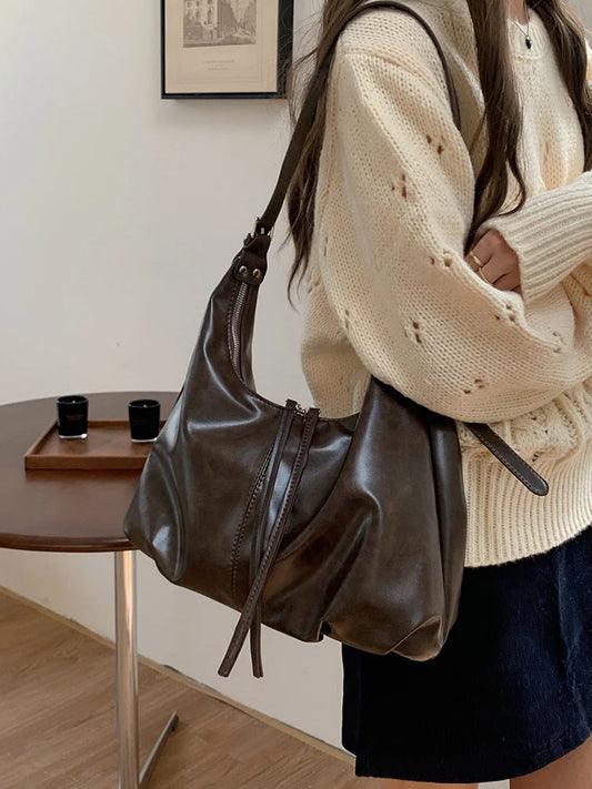 2025 New Retro Underarm Bag Fashion Leisure Large Capacity Shoulder Bag Women's Daily Commuter Bag Crossbody Bag Women's Bag