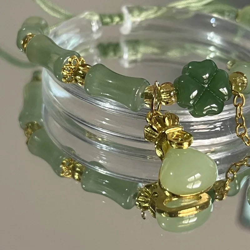 Lucky Four-Leaf Clover Bracelet for Women Golden Accents Chinese-Inspired Design for Daily Wear Parties Perfect Gift for Mom