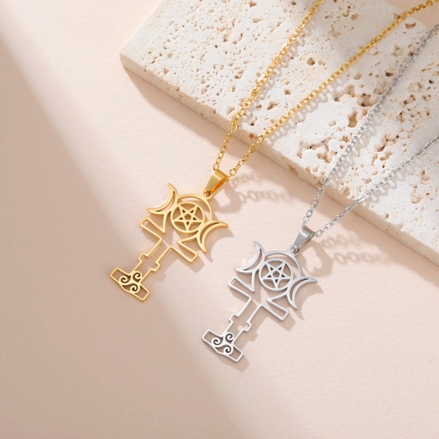 Jeshayuan Greek Goddess Hecate Ἑκάτη Pendant Necklace For Women Triple Moon Goddess Stainless Steel Amulet Jewelry NEW