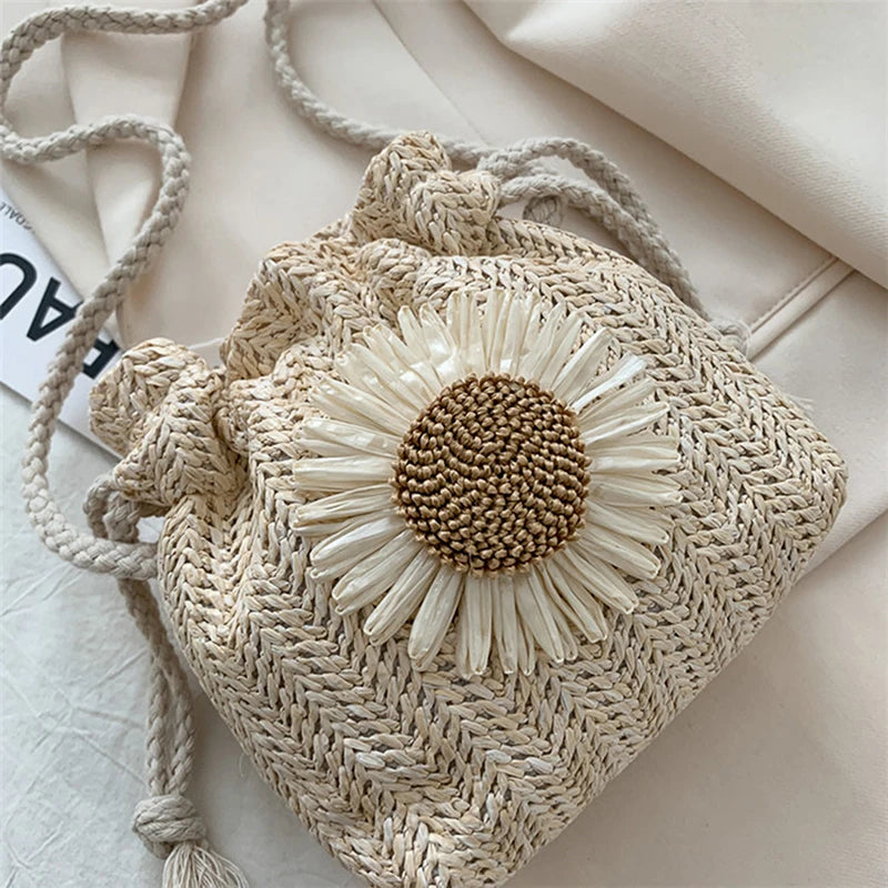 Rattan Woven Women Straw Bag Handbag Knit Flower Summer Beach Woman Shoulder Messenger Khaki Beige Bags Fashion Creative