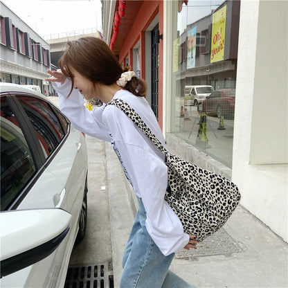 Women's Shoulder Bags Leopard Print Flower Fashionable Trendy Canvas Cross Bags Large Capacity Portable Shopping Shoulder Bags
