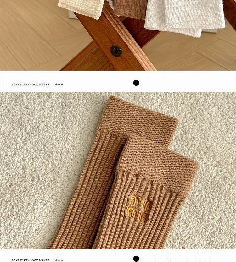 5 Pairs Winter Socks Women Brand Designer Fashion Stockings Socks Luxury Embroidered Letter Mid Tube Socks