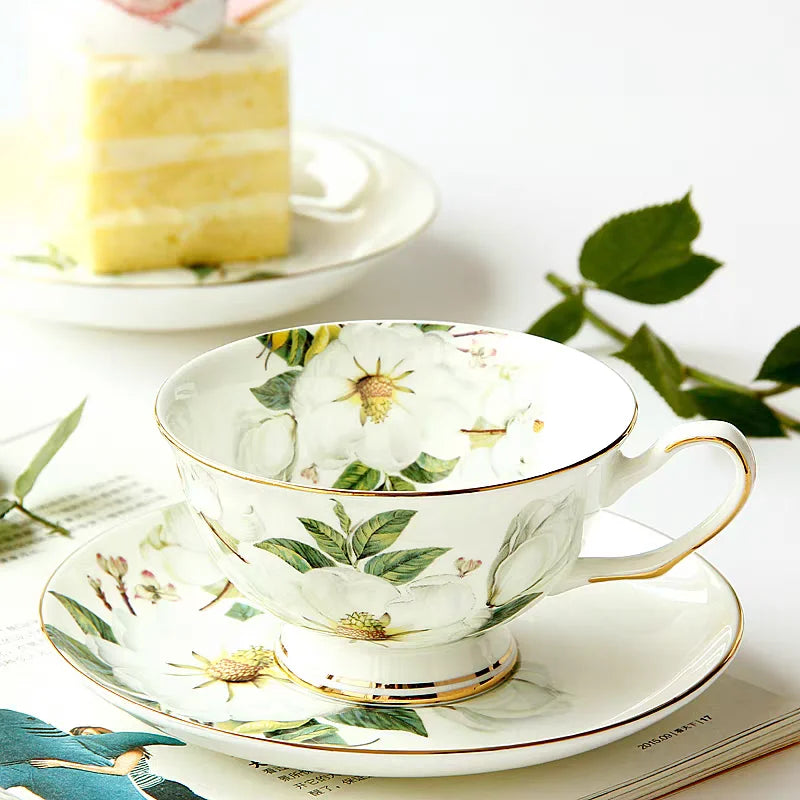 European Bone China Teapot, English Afternoon Tea Cup Set, High-Grade Porcelain Coffee Pot, Heat Resistant Kettle, 1000ml