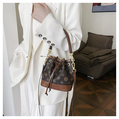 2026 Lady Luxurious Retro Bucket Bag-Shoulder Sling Bag, Backpack, Handbag, Print Drawstring Shoulder bag, Casual Versatile