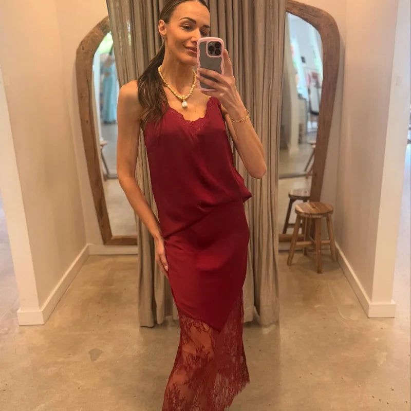 Lady Elegant Patchwork Lace Skirts Fashion High Waist Slim Hollow Out Maxi Skirts 2026 Autumn Women Brown Party Club Skirt