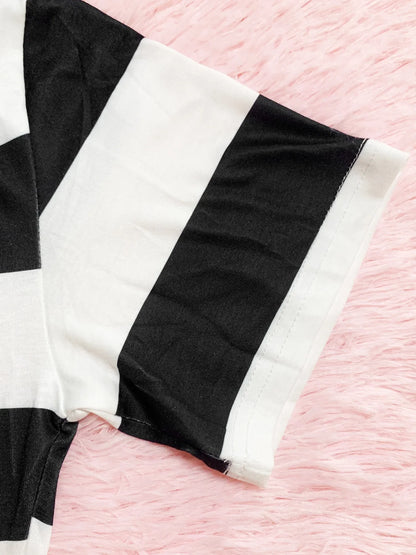 Fashionable Women's Stripe Color Block Shortie Set TW683-1 Bicolor Collar Crop Top with Skirt Polyester Fiber Knee-Length