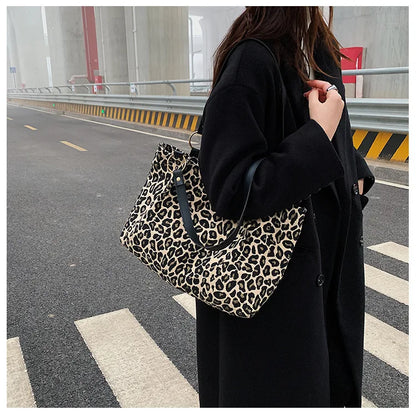 New Fashion Tote Bags Shopping and Travel  Canvas Bags New Women Popular Handbags Large Capacity Leopard Shoulder Bags Сумка