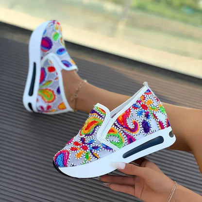 Women's Sneakers Rainbow Embroidered Platform Shoes for Women Breathable Mesh Loafers Lightweight Slip On Casual Shoes Plus Size