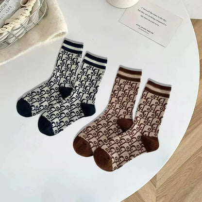 Kuwa 1/2Pairs Trendy Winter Wool Socks Ladies Monogram Pattern Solid Color Thickened Middle Tube Socks Breathable Wholesale