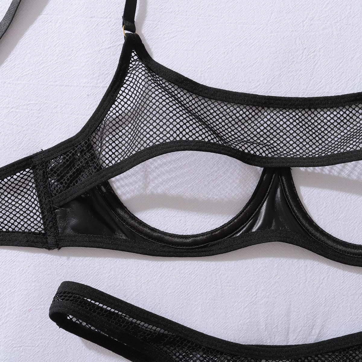 AVELINE Fashion Hollow Mesh Splicing PU Leather Gathering Sexy Strap Underwear Set