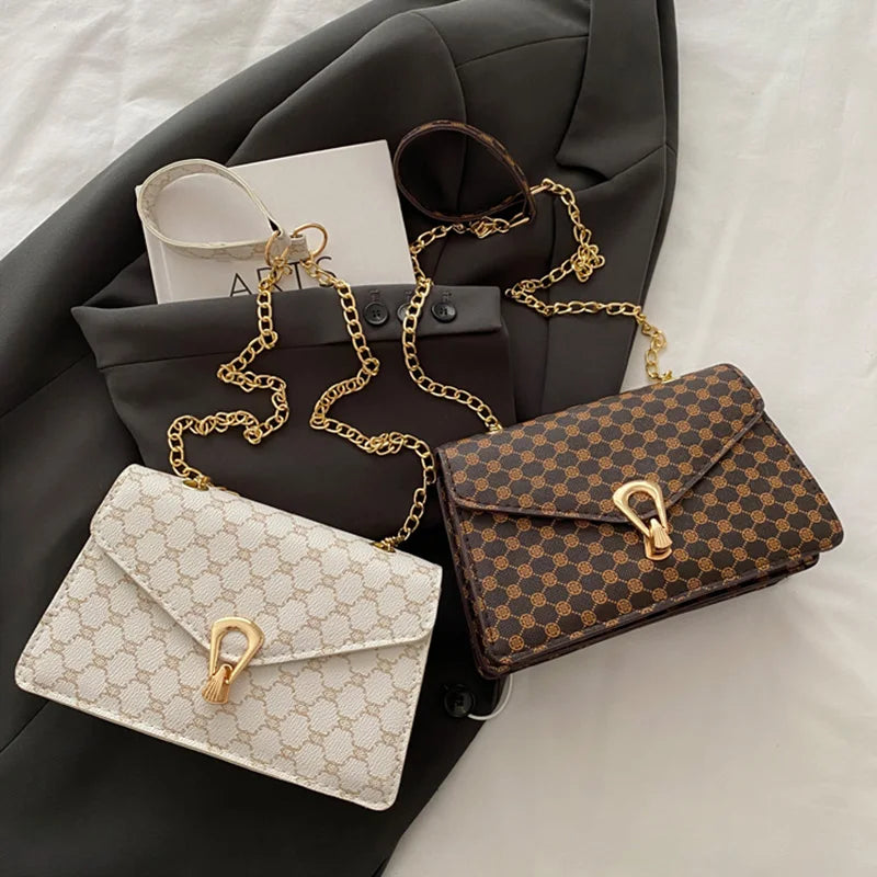 Women's Printed Crossbody Bag with Metal Lock - Fashion Shoulder Bag,Lightweight & Durable for Daily Use/Travel