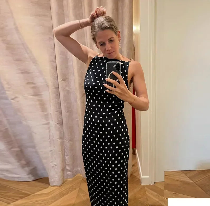 Elegant Black Maxi Dress Sleeveless Slim Fit With Gold Chain Detail Dresses Evening Party Formal Events Chic Floor-length Gown