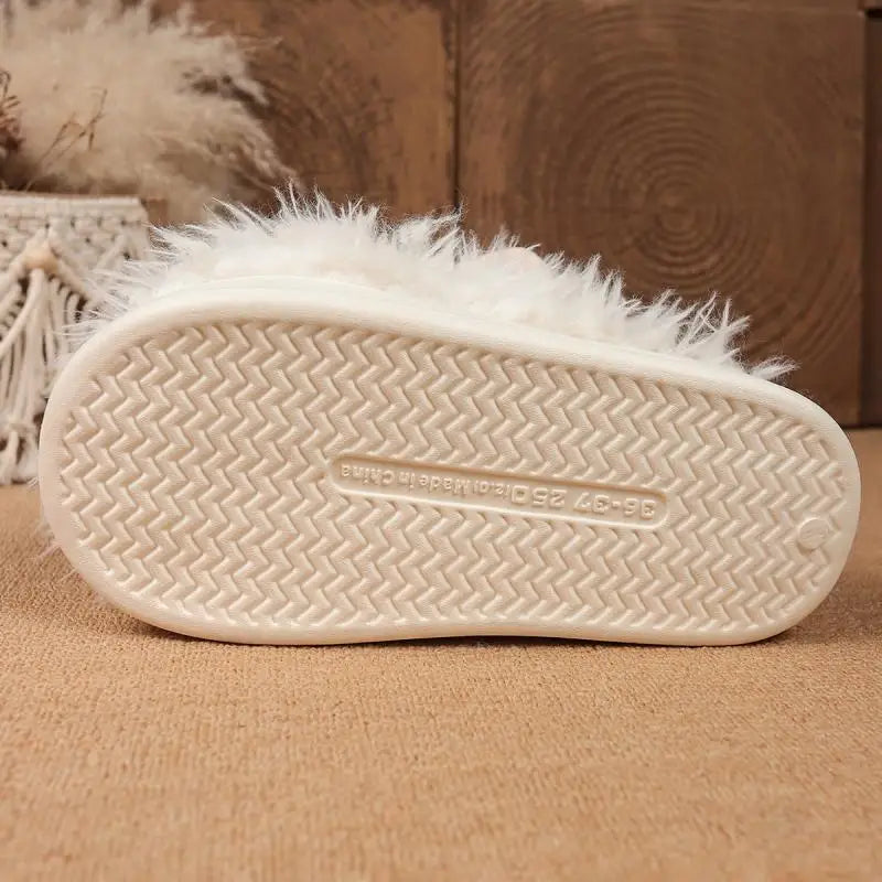 Cartoon Puppy Fluffy Fur Indoor Slippers Women 2025 Winter Thick Bottom Furry Mules Slippers Warm Plush Home Slides for Womon