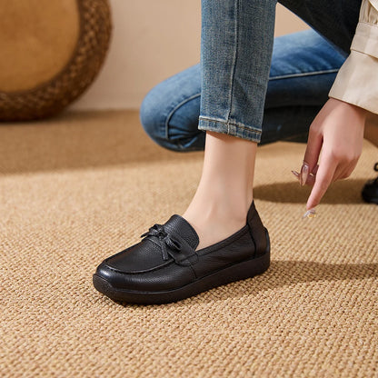 AIYUQI Women Bow Genuine Leather Loafers Slip‑on Platform Women Flat Shoes Mother Shoes Ladies Casual Walking Moccasins