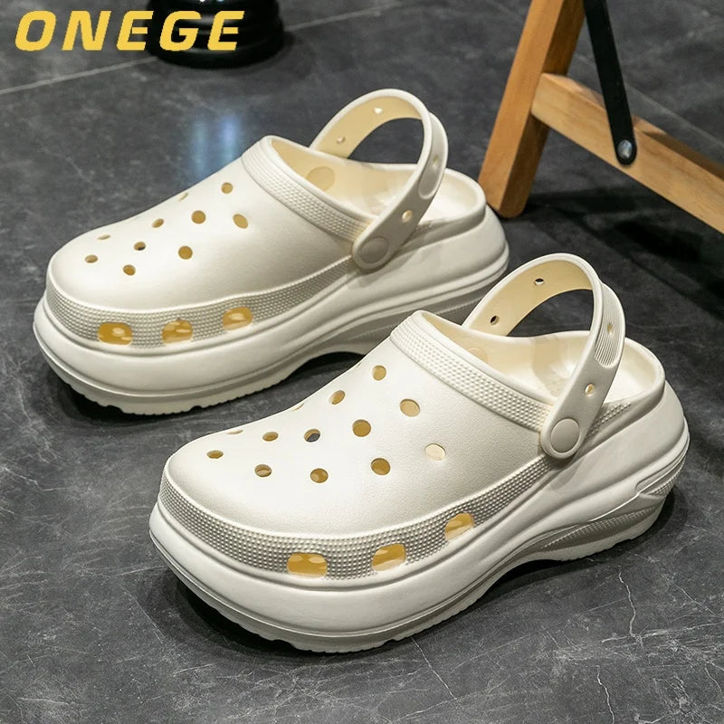 A Pair of Women's Fashionable Clogs, Women's Wear-Resistant and Comfortable Thick-Soled Beach Shoes, Outdoor Casual Trendy Women's Shoes