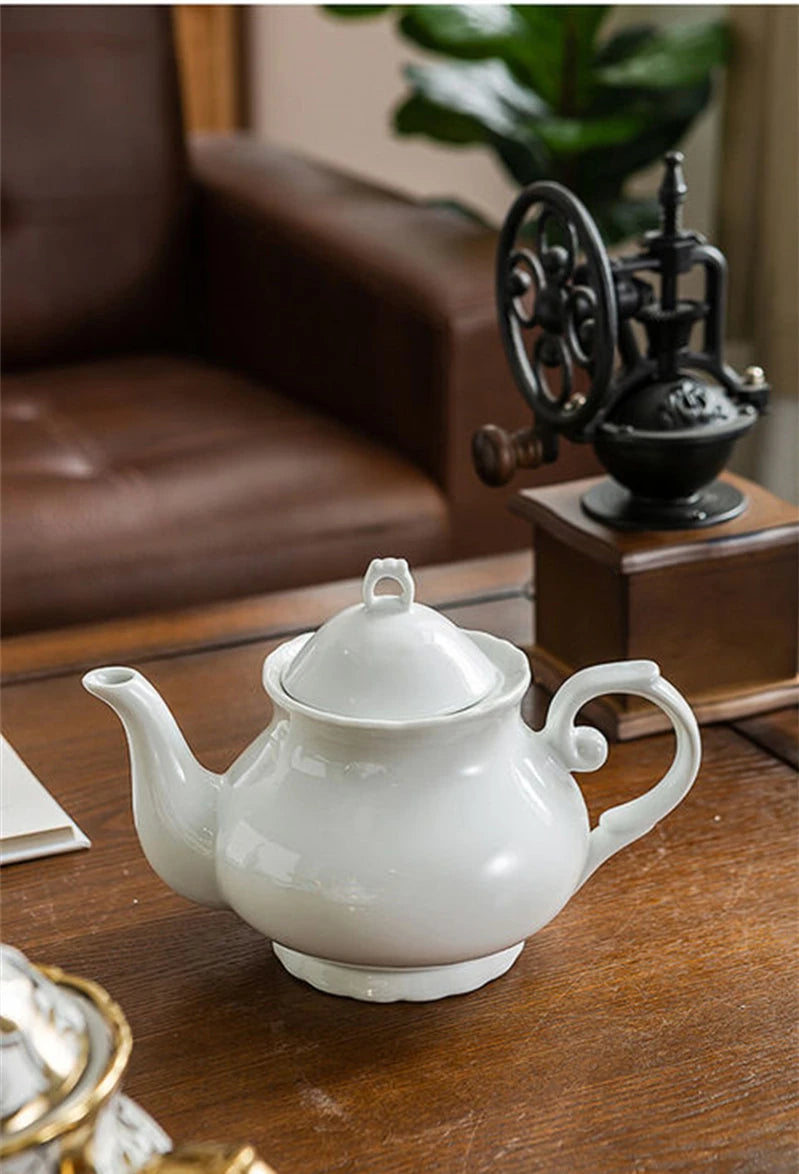 900ML European British Teapot  Porcelain High-Capacity Tea Pot With Filter Luxury Teaware Heat Resistant Kettle Pot Ceramic