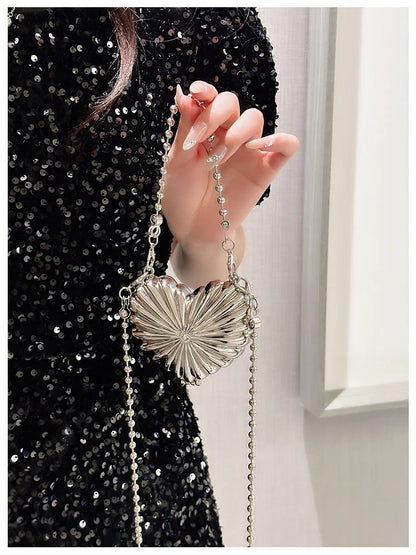 Golden Silver Evening Bag Handbag Luxury Designer Shoulder Crossbody Bags Party Wedding Clutch Mini Heart Pattern Shell Purse