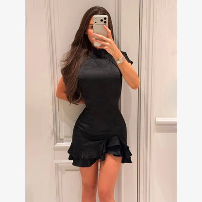 Elegant Black Maxi Dress Sleeveless Slim Fit With Gold Chain Detail Dresses Evening Party Formal Events Chic Floor-length Gown
