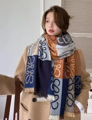 New Korean Version of The Fashion Hair Scarf Senior Sense Office Thick Warm Shawl for Both Casual and Versatile Bib