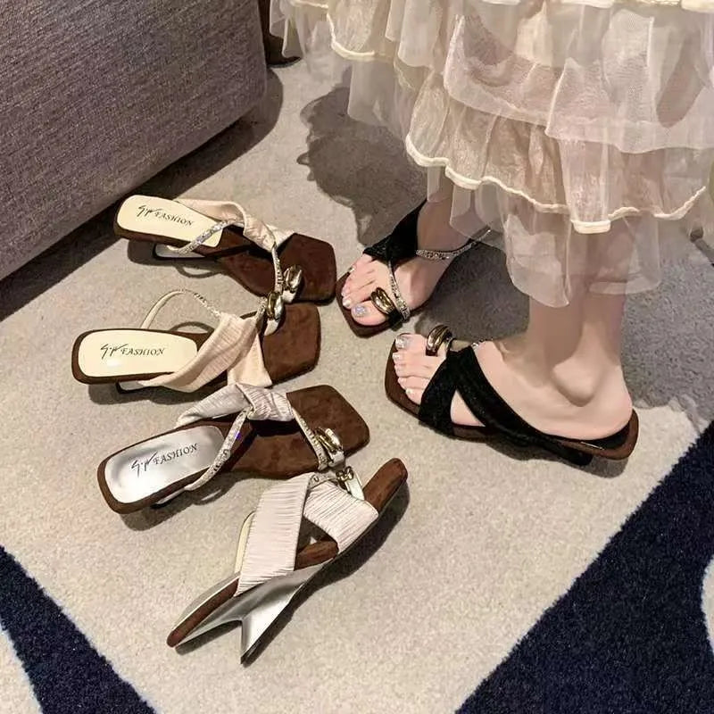 Luxury Rhinestone Square Toe Sandals  Toe Loop Women Elegant Pleated Slides Metal Decor Beach Wedding Party Dress Mules Shoes