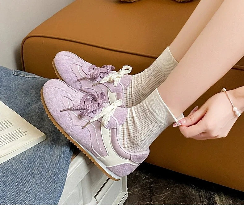 Women's Casual Shoes Suede Leather Training Shoes for Women 2026 Patchwork Retro Sneakers Ladies Casual Flat Heels Walking Shoes