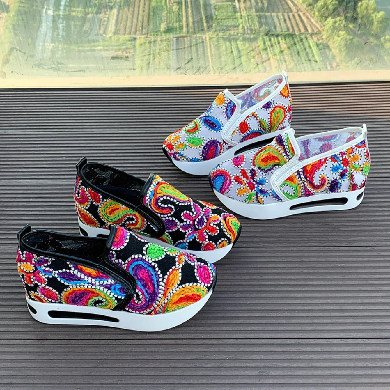 Women's Sneakers Rainbow Embroidered Platform Shoes for Women Breathable Mesh Loafers Lightweight Slip On Casual Shoes Plus Size