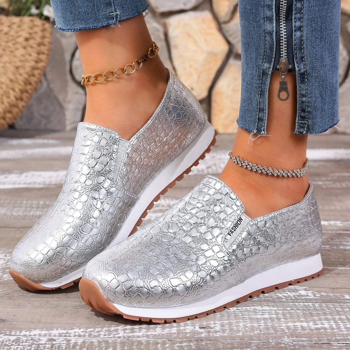 2025 New Women Sneakers Trend Designer Fashion Shoes for Women Gold Silver Sequin Causal Sneakers Women Walking Platform Shoes