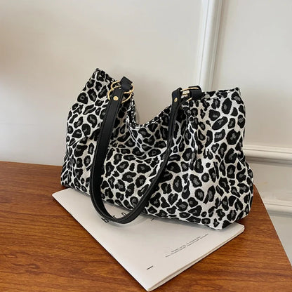 New Fashion Tote Bags Shopping and Travel  Canvas Bags New Women Popular Handbags Large Capacity Leopard Shoulder Bags Сумка