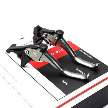 Short two-finger brake lever accessory for Triumph Trident 660 Street Triple 765