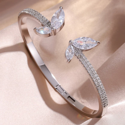 Luxury Geometry Gold Color Cuff Bangles For Women Fashion Cubic Zirconia Bracelets INS Party Everyday Jewlery.