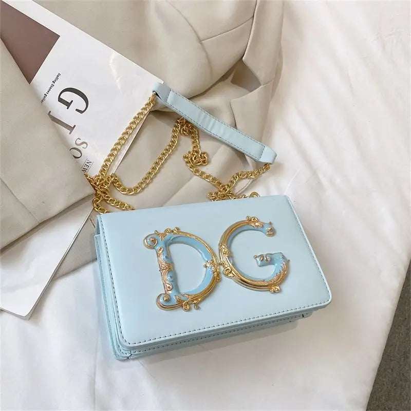 Versatile Fashion Student Crossbody Women 2025 Hot selling Crossbody Bag D Western Style Chain Bag Princess Cross Shoulder Cute