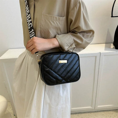 Minimalist Mini Fashionable Quilted Crossbody Bag Wallet, Trendy PU Shoulder Bag, WOMEN'S Casual Handbag and Mobile Phone Wallet