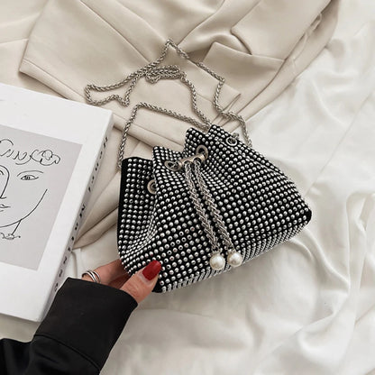 Luxury Women's Bag New High Quality Horseshoe Bucket Bag Exquisite PU Rivet Sequin Design Women's One Shoulder Handbag